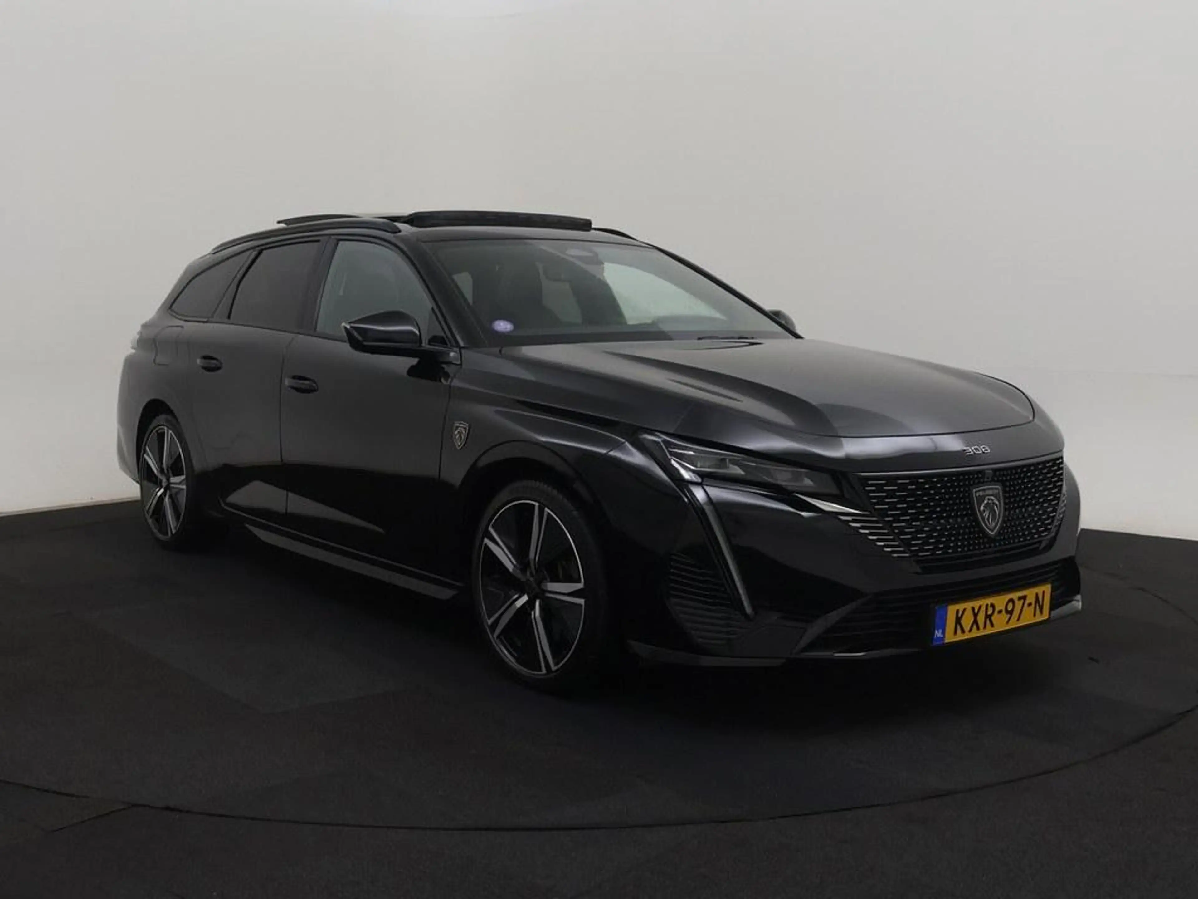 Peugeot 308 SW 1.6 Plug-in Hybrid 180 GT Pano/Trekhaak/Alcanta — photo 4