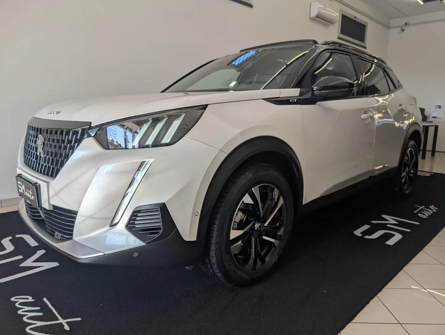 Peugeot 2008 2008 II 2020 1.5 bluehdi GT Pack s Blanc - 2