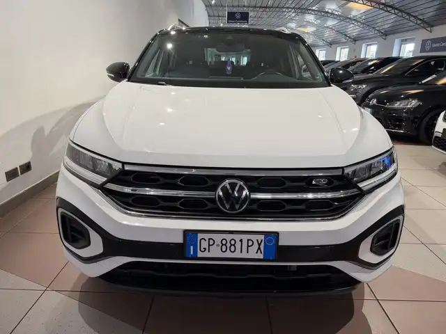 Volkswagen T-Roc view 7