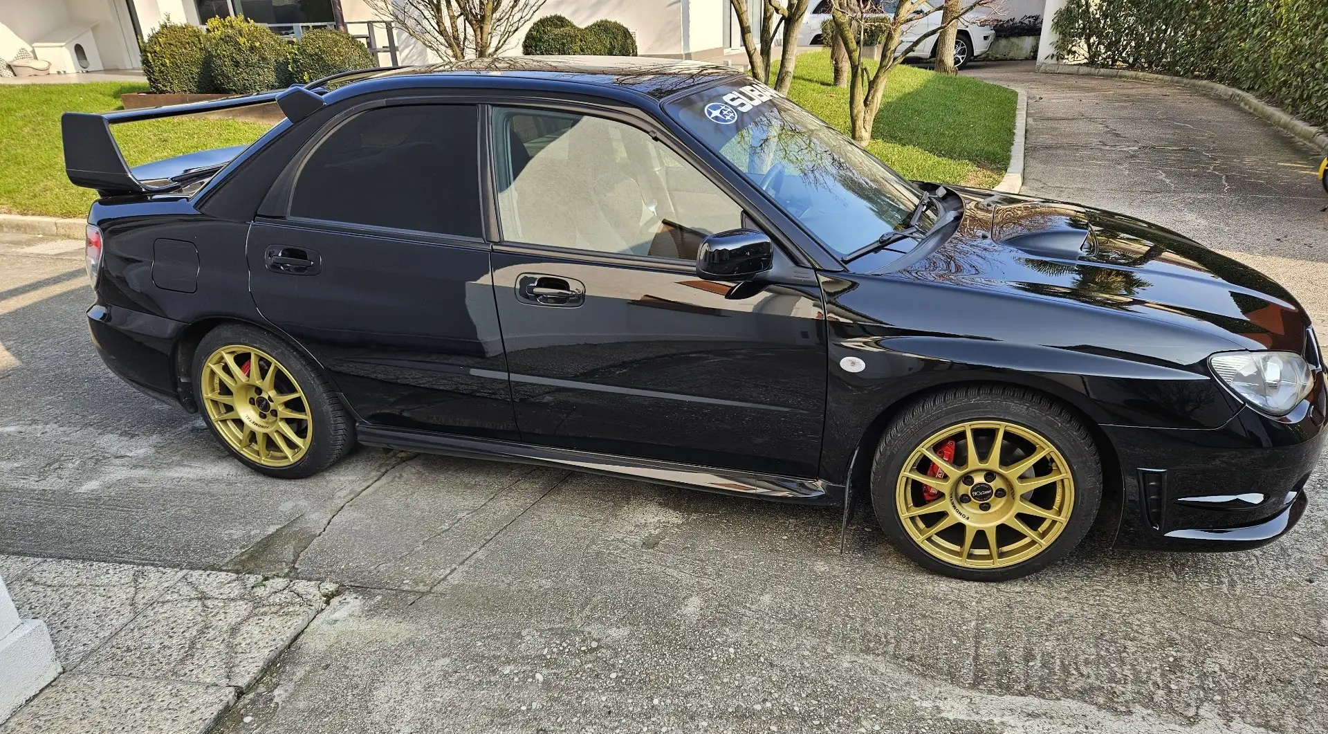 Subaru Impreza Sedan 2.5 WRX awd - 2