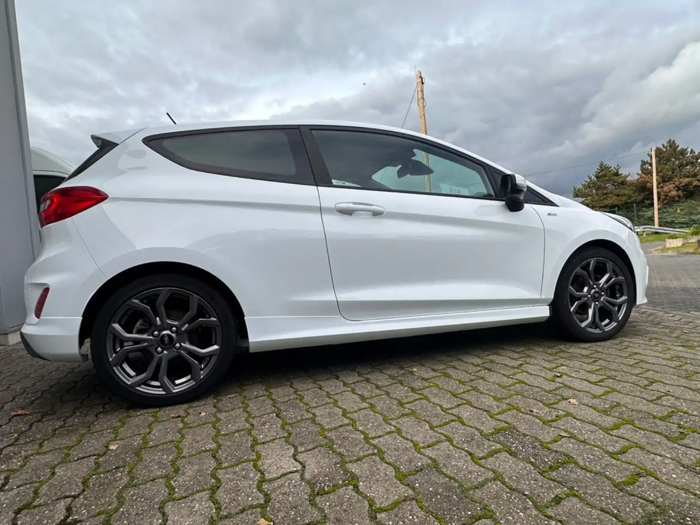 Ford Fiesta ST-Line,1HAND,NAVI,SHZ,SCHECKHEFT Weiß - 1