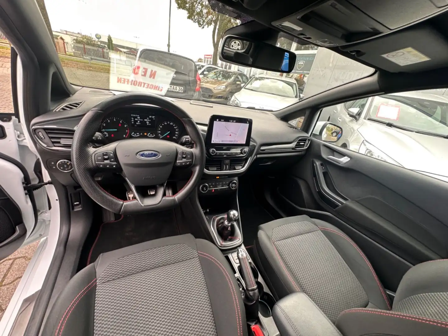 Ford Fiesta ST-Line,1HAND,NAVI,SHZ,SCHECKHEFT Weiß - 2