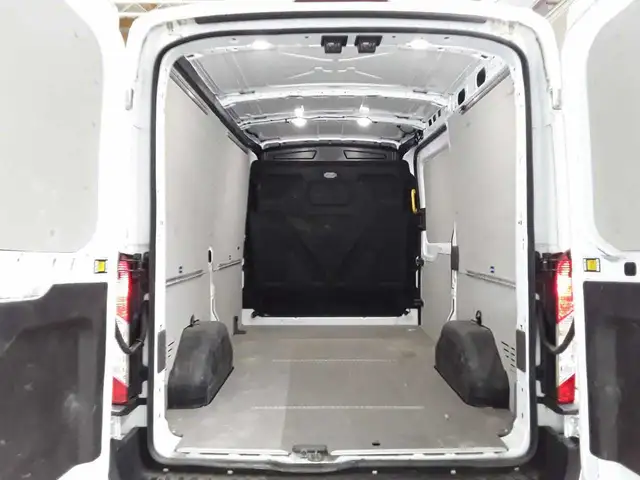 Ford Transit view 15