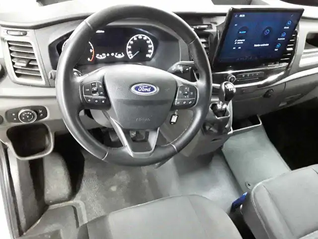 Ford Transit view 10