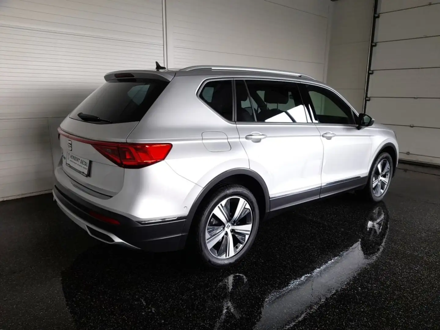 SEAT Tarraco XCELLENCE 2,0 TDI DSG *19 ZOLL / VOLL-LED / VIRTUELL / NAVI / AHK & 360° KAMERA / ACC / E-KLAPPE / BEATS* Silber - 2
