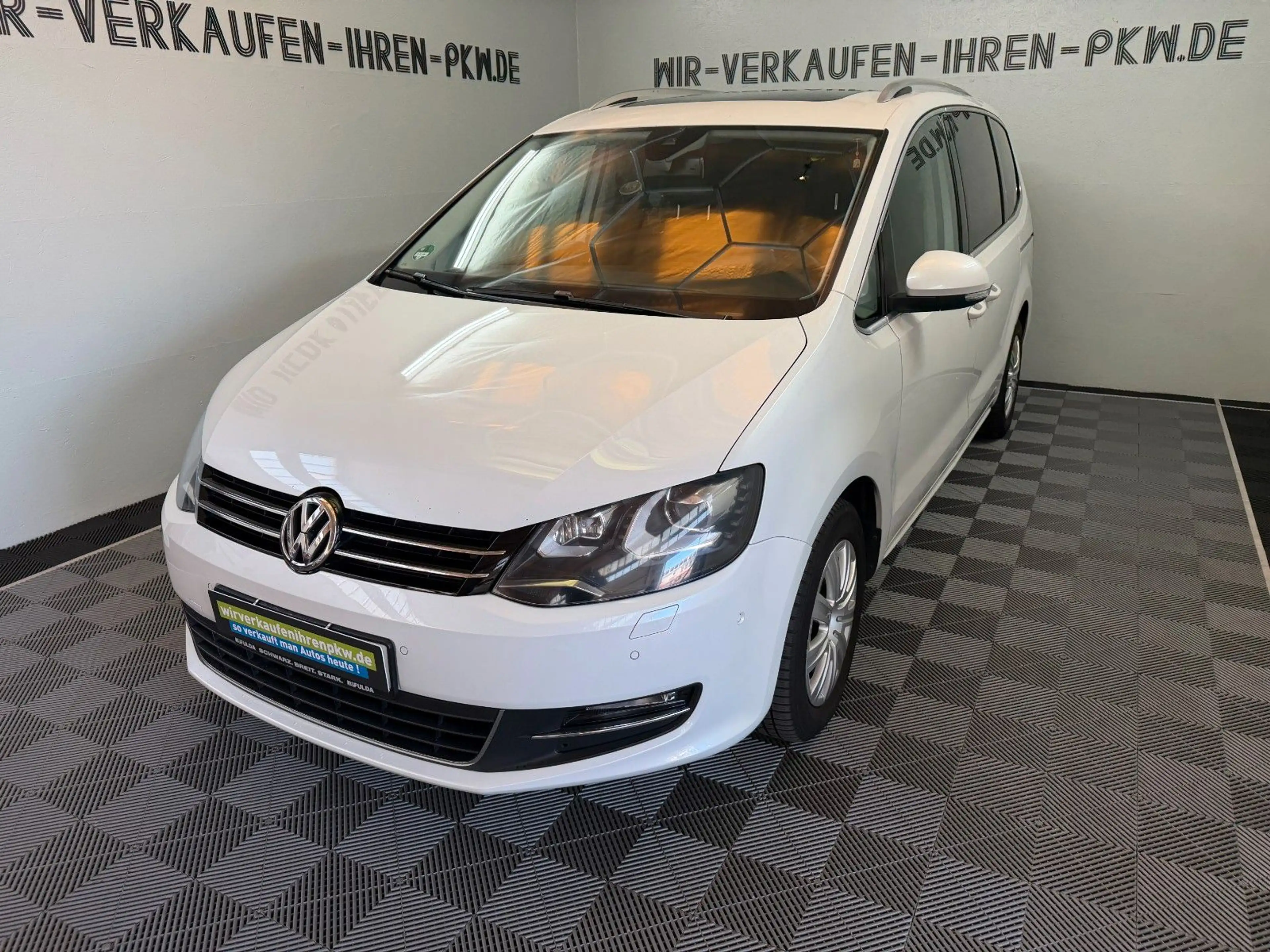 Volkswagen Sharan Highline 2.0 TDI 7Sitzer  AHK STHZ DYNAUD — photo 5