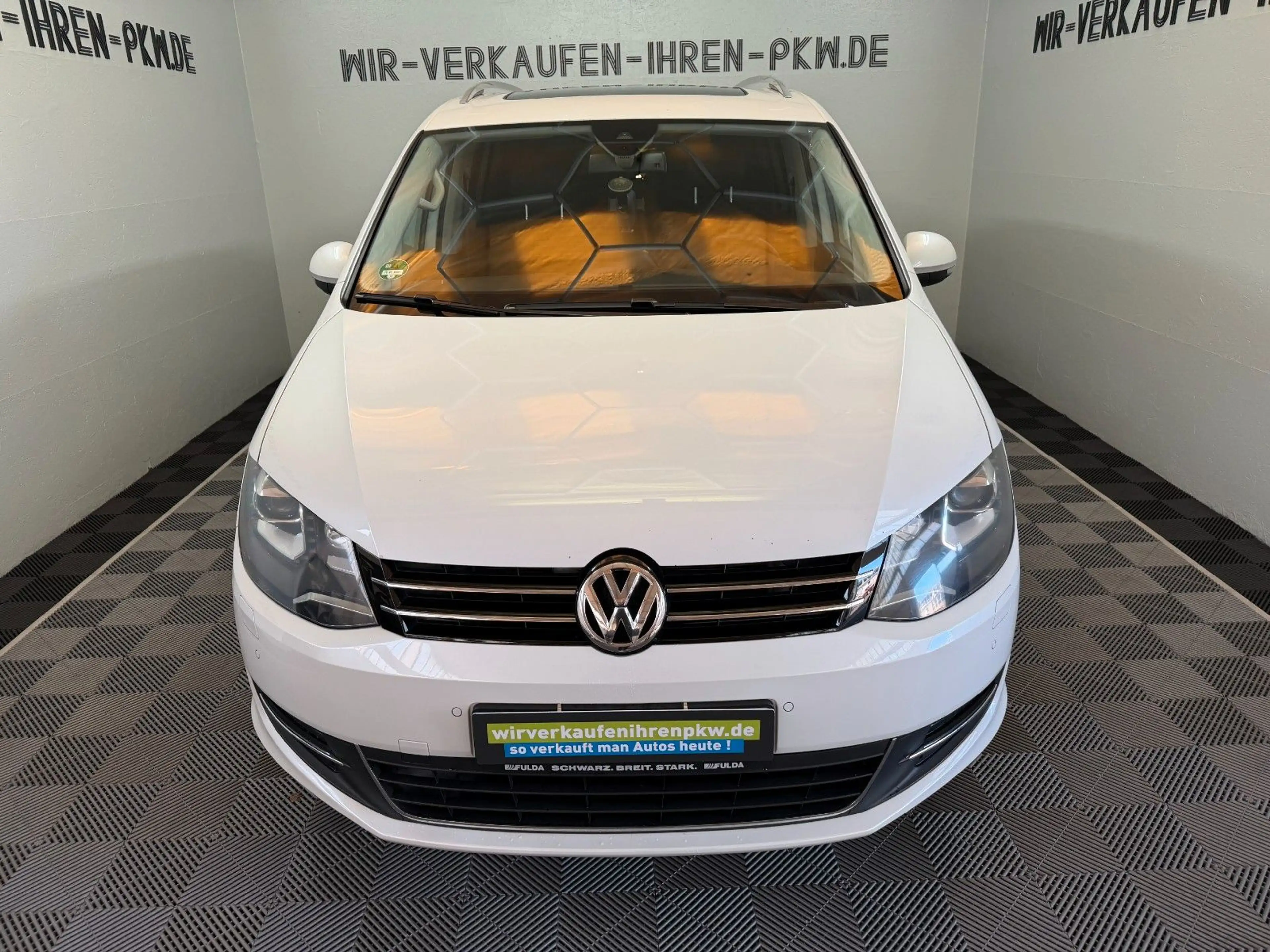Volkswagen Sharan Highline 2.0 TDI 7Sitzer  AHK STHZ DYNAUD — photo 4