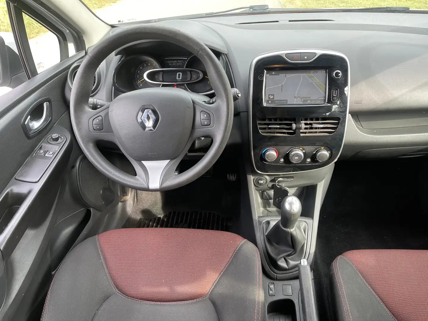 Renault Clio 5p 1.2 16v Limited Collection - 1
