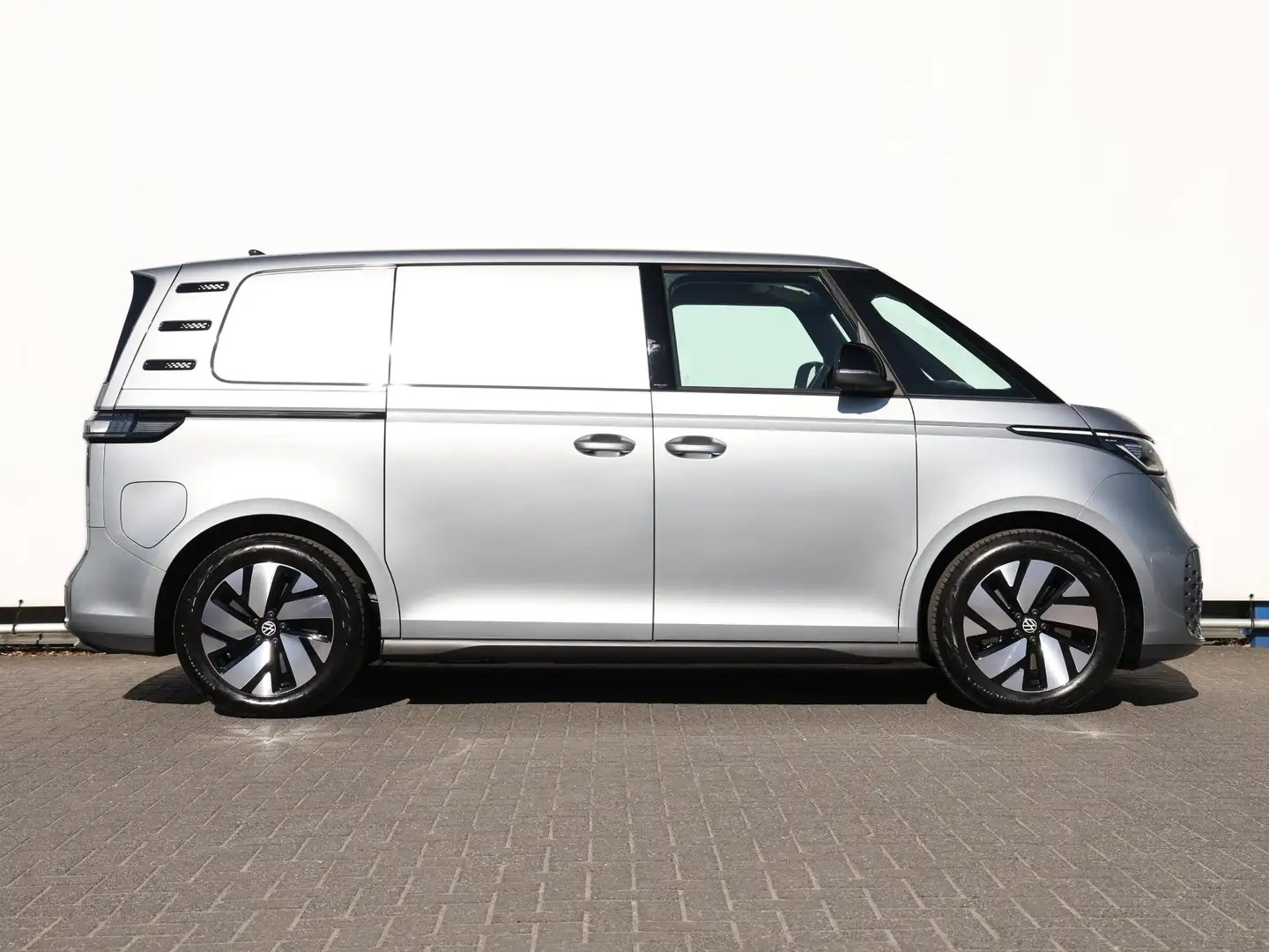 Volkswagen ID. Buzz Cargo Bulli edition 79 kWh | LED | ACC | Achteruitrijcam Gris - 2