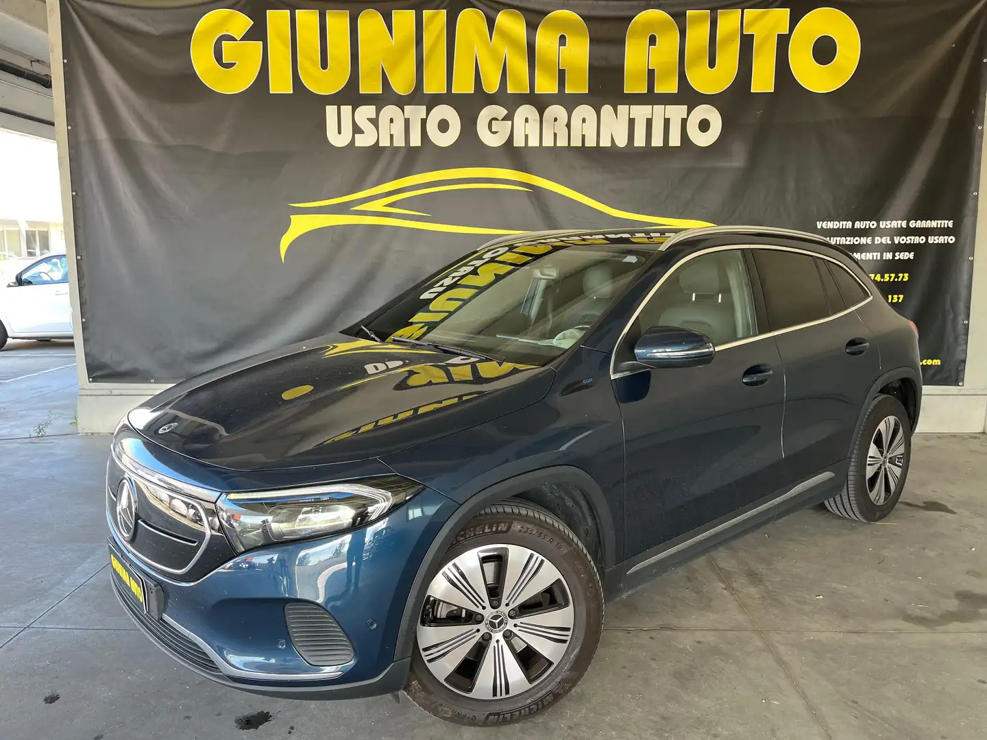Mercedes-Benz EQA 250 GANCIO TRAINO - EQA 250 Premium Pro Niebieski - 1