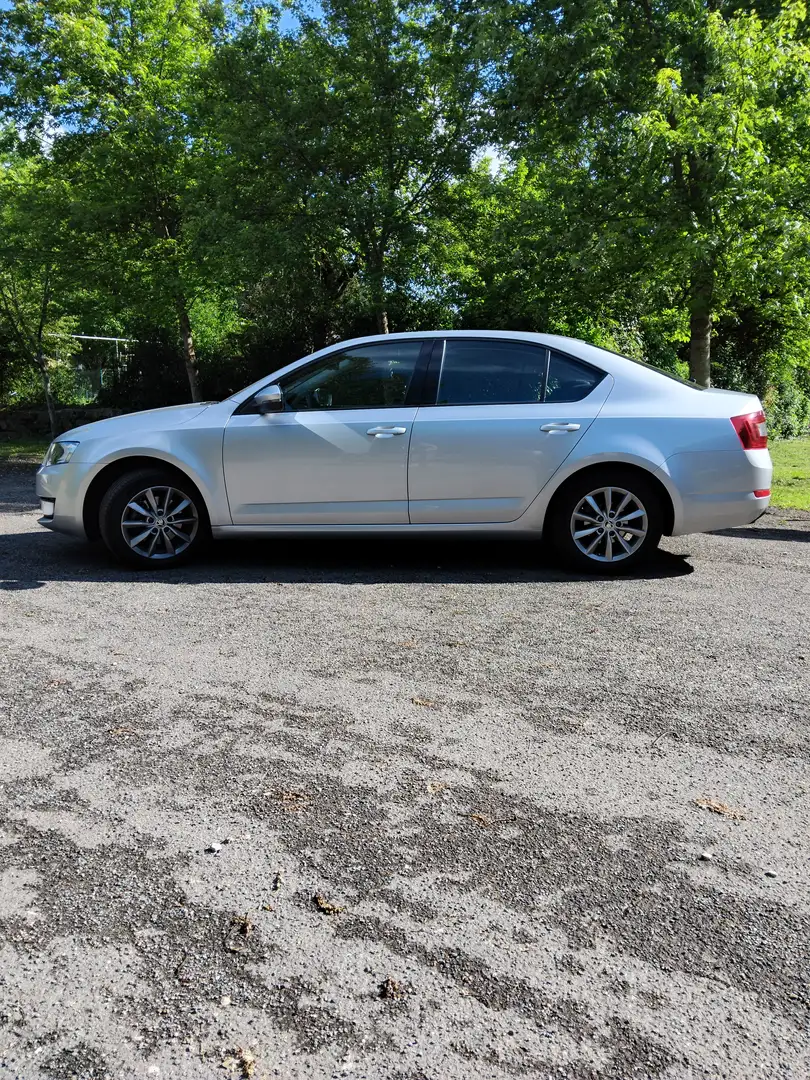 Skoda Octavia Octavia 2.0 TDI 150 ch CR FAP Green Tec Ambition - 2