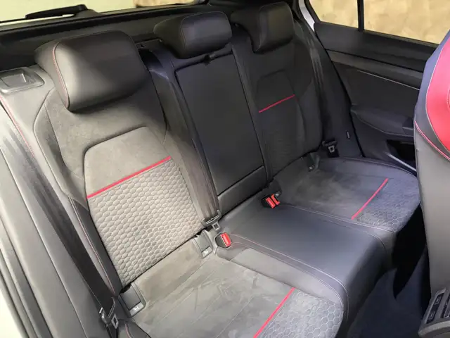 Volkswagen Golf view 11