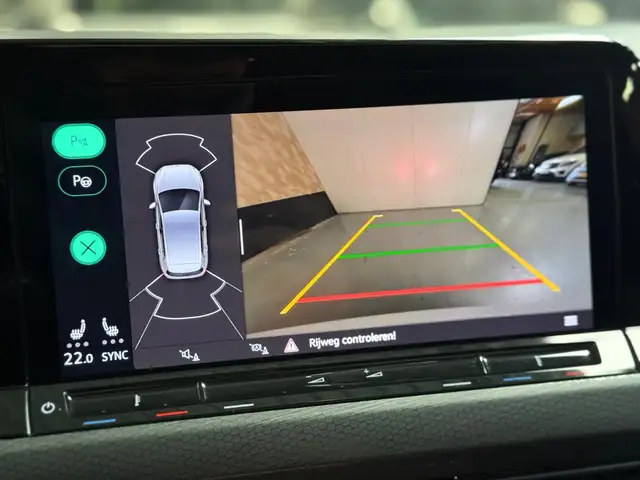 Volkswagen Golf view 30