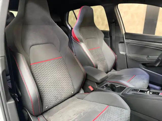 Volkswagen Golf view 12