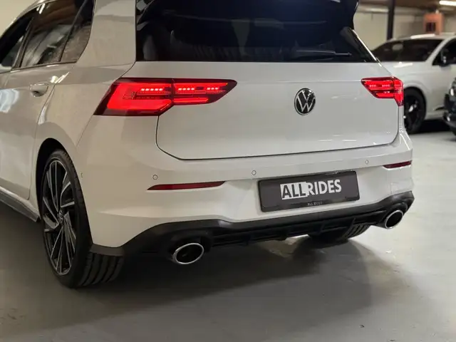 Volkswagen Golf view 14