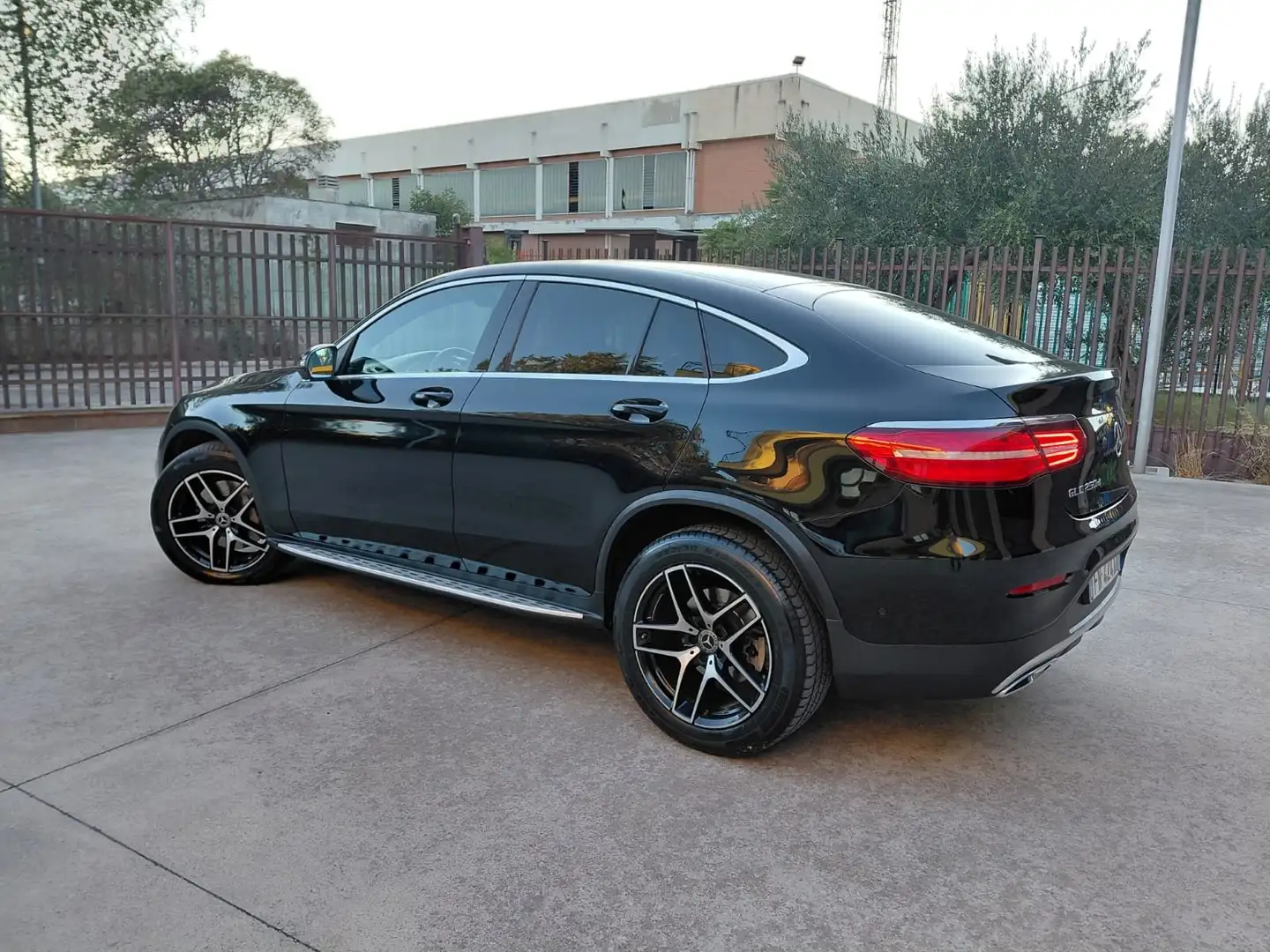 Mercedes-Benz GLC 250 GLC Coupe 250 d Premium 4matic auto Negru - 2