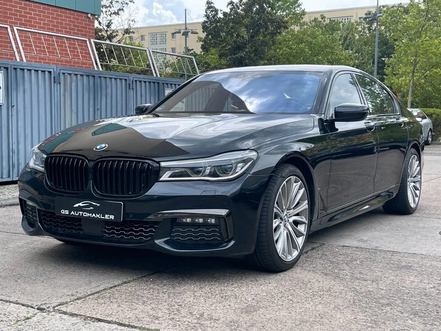 BMW 750 i xDrive M Sport Shadow Line Night Vision Noir - 2