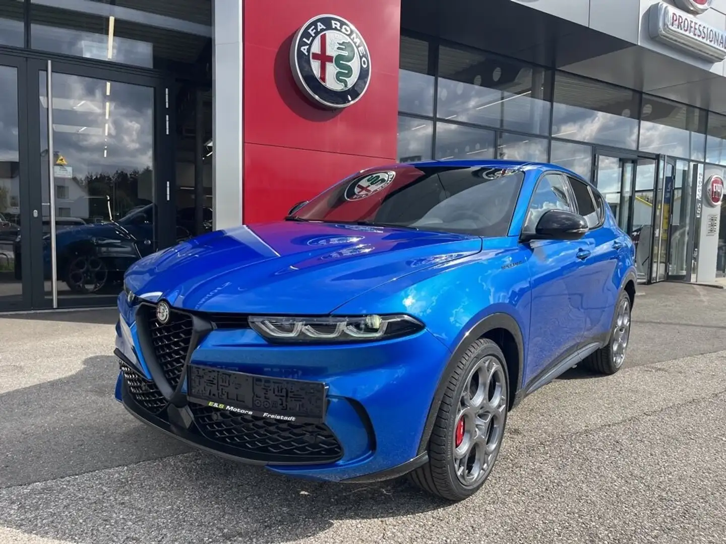 Alfa Romeo Tonale Edizione Speciale 1.5 T4 48V MHEV DCT Blau - 1