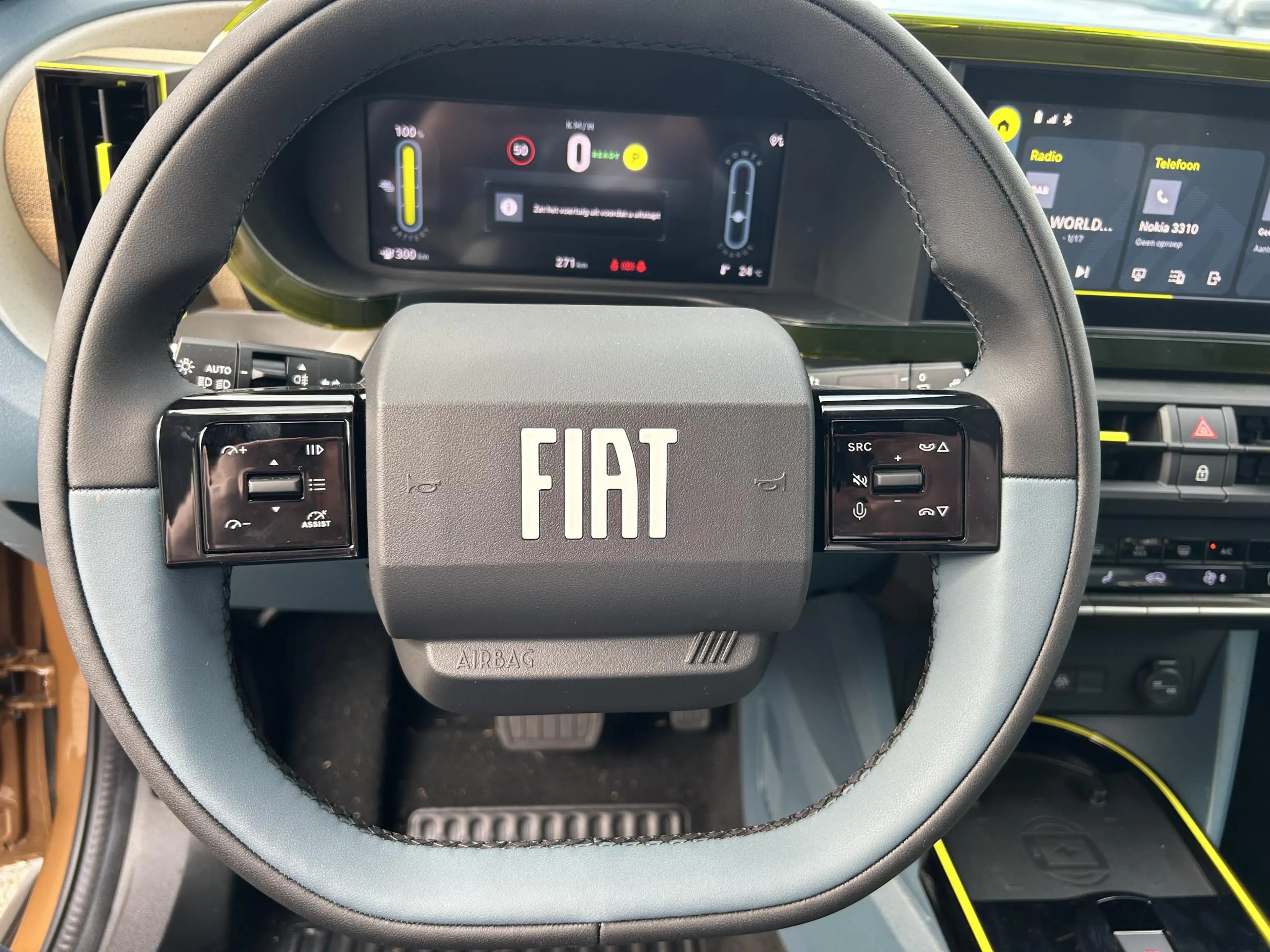Fiat Grande Panda La Prima 11 kW 44 kWh | Winter Pack | Apple carpla — photo 3