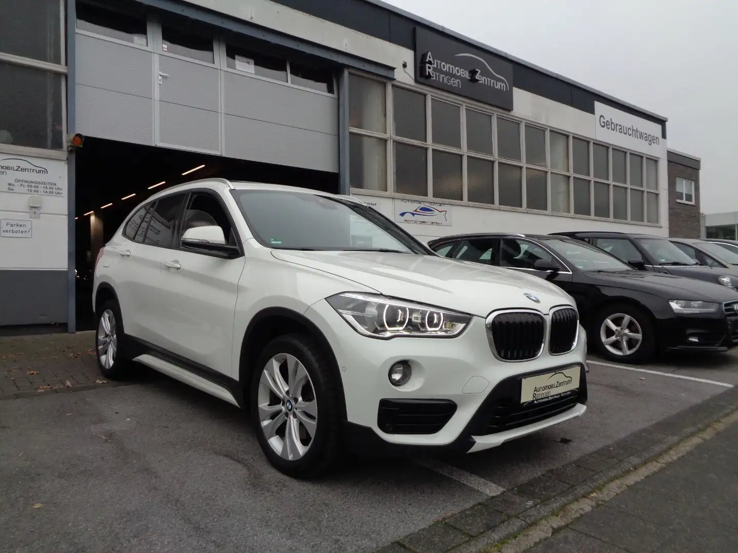 BMW X1 xDrive 20 d Sport Line 2.HD*PANO*LED*HEAD-UP* Blanc - 1