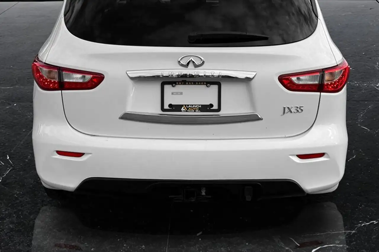 Infiniti JX35 снимка Infiniti JX35