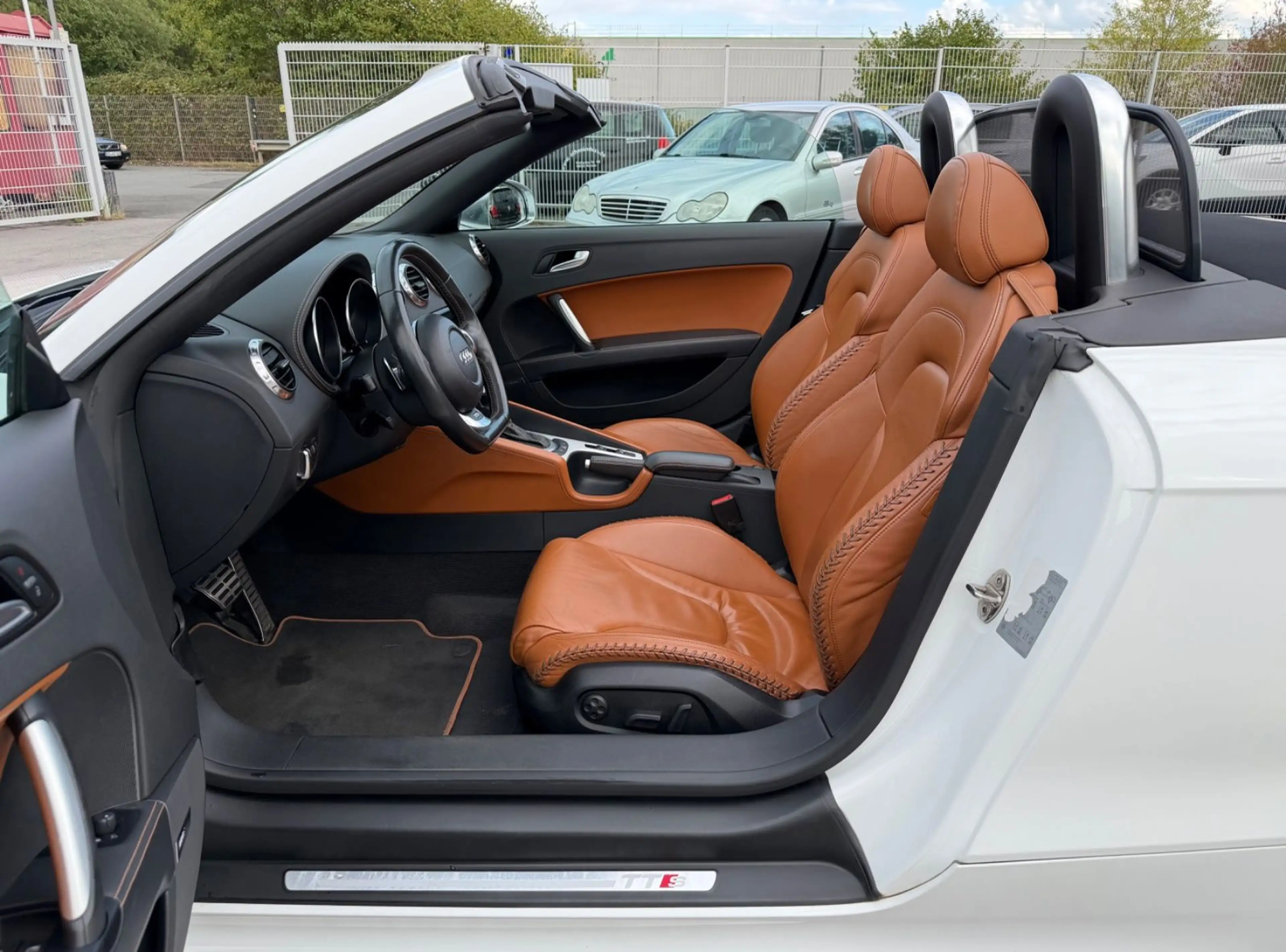 Audi TT Roadster 2.0 TFSI TT S Roadster quattro*TÜV NEU* — photo 11