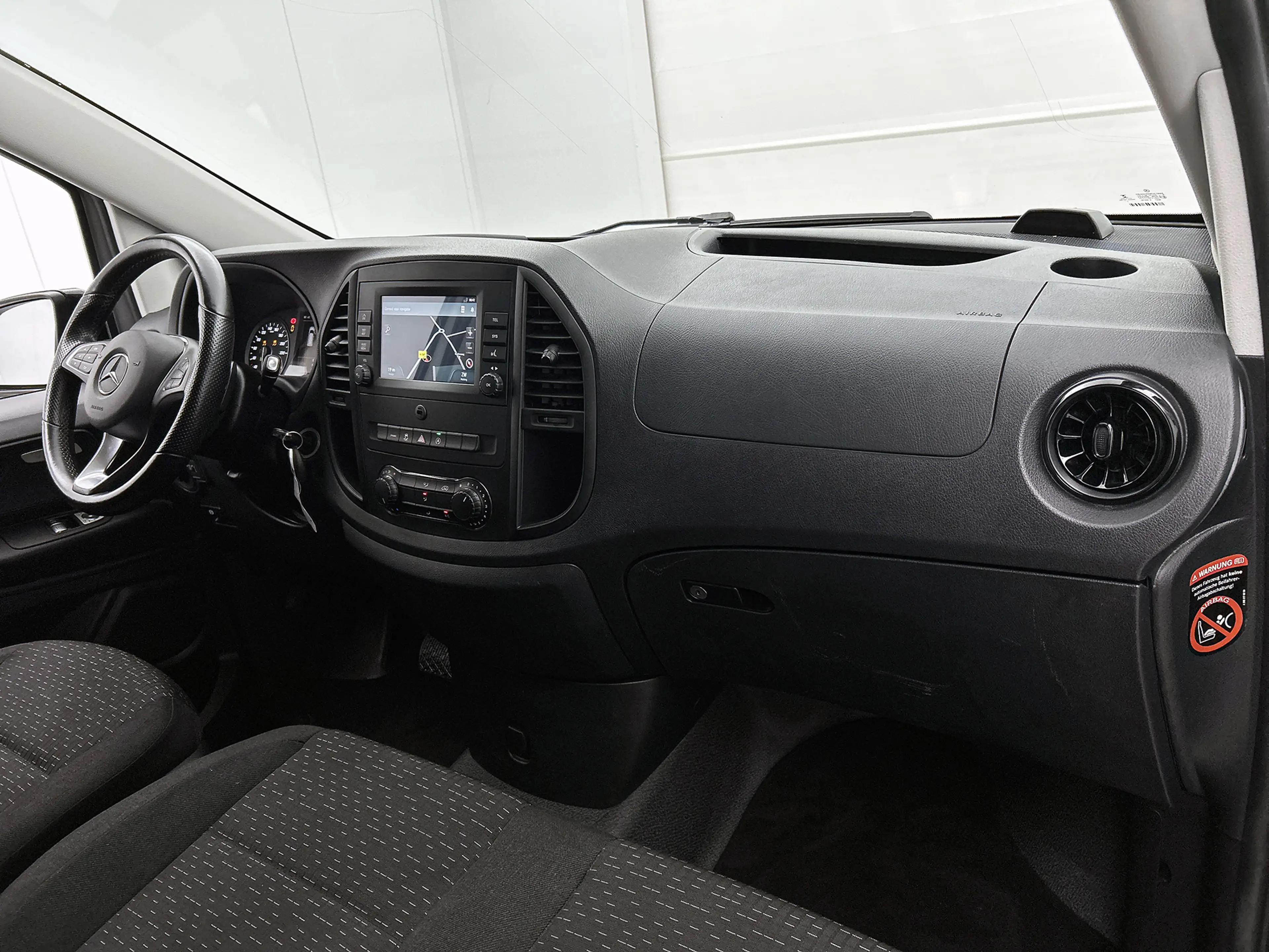 Mercedes-Benz Vito 116 CDI Lang Trekhaak, 19" Velgen, Navi, Camera — photo 25