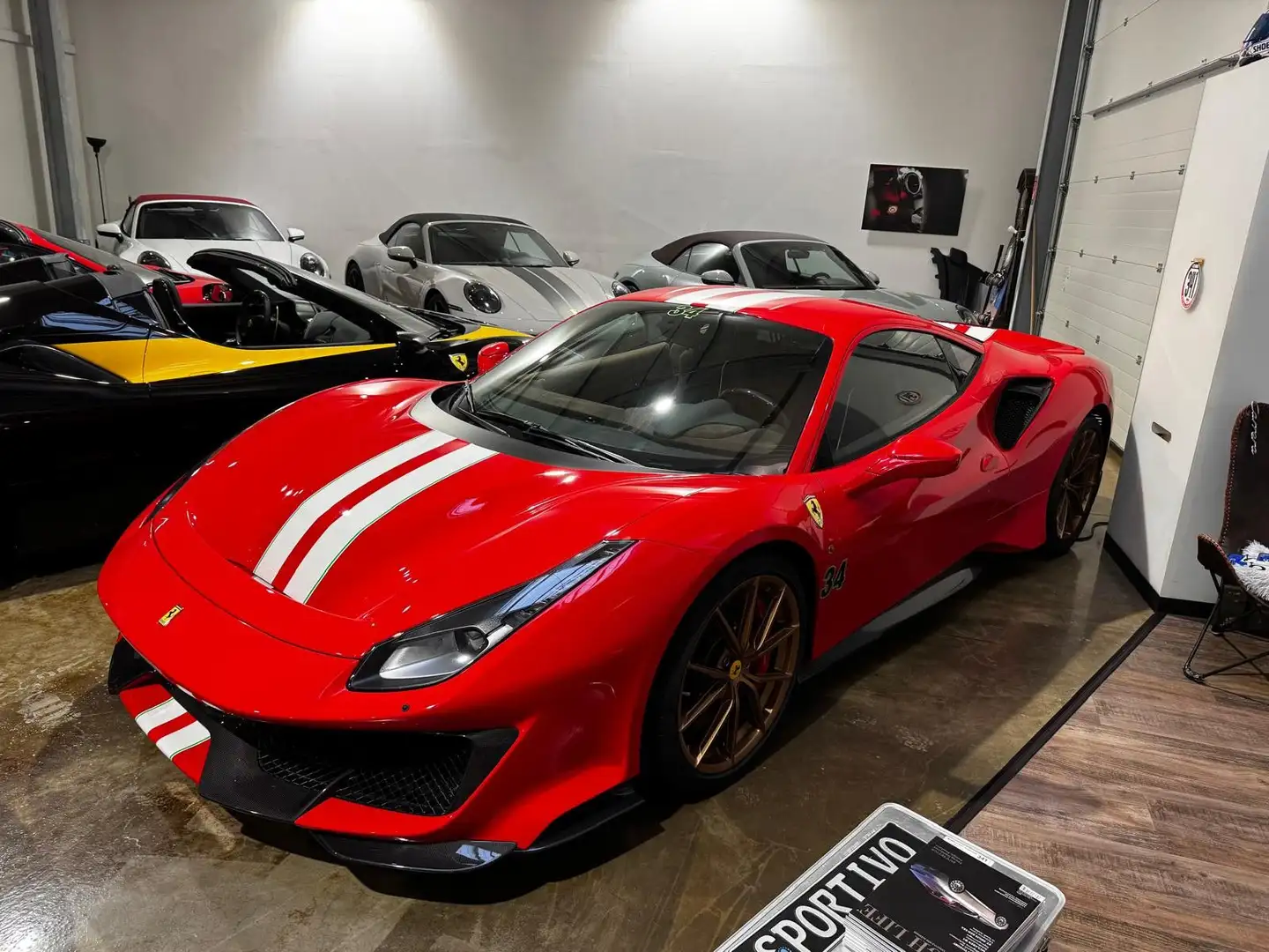 Ferrari 488 GTB Pista Coupé DCT Rojo - 1