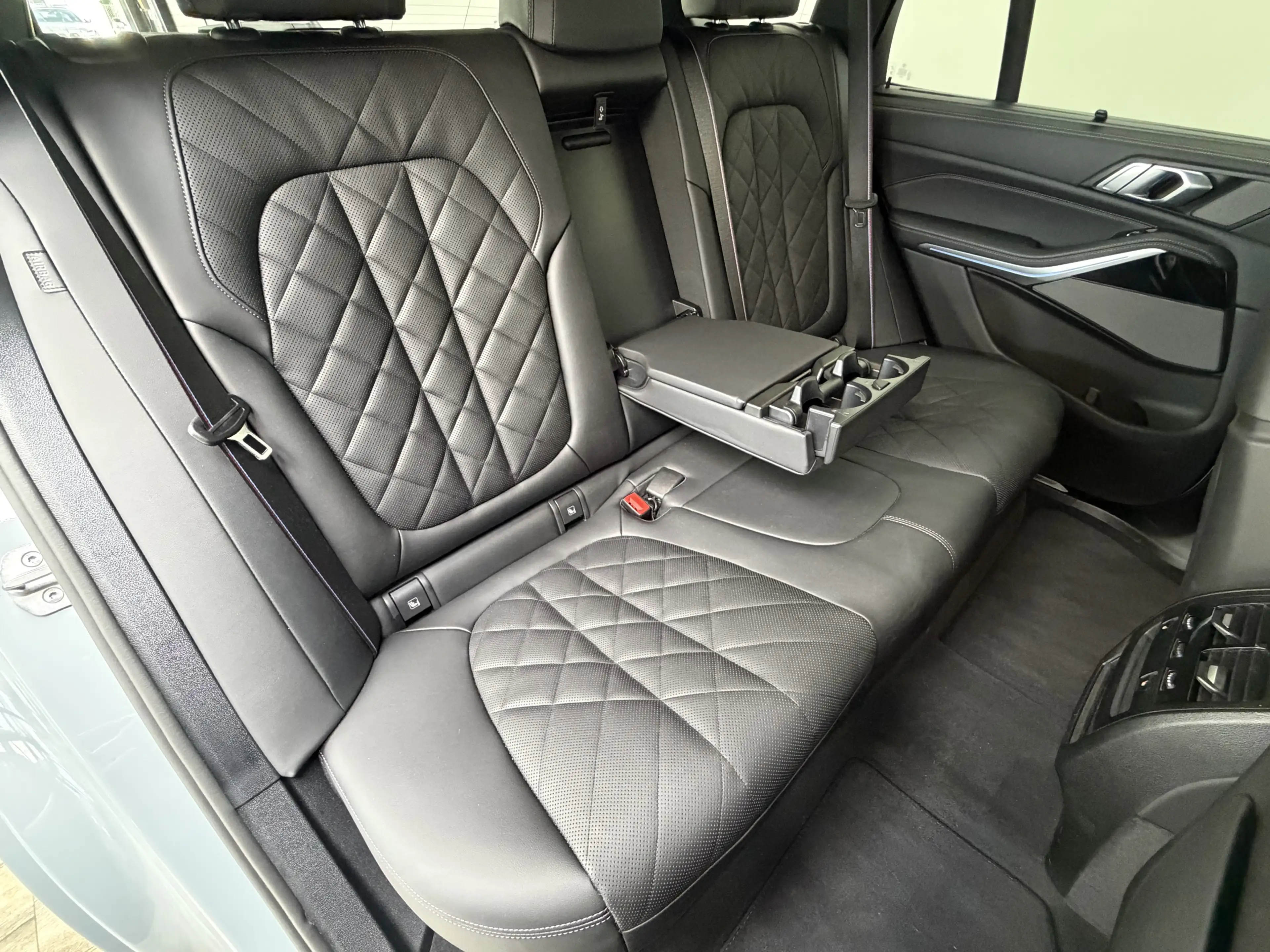 BMW X5 xDr50e M Sport Pro 22Zoll Pano Sitzlüft. AHK — photo 28