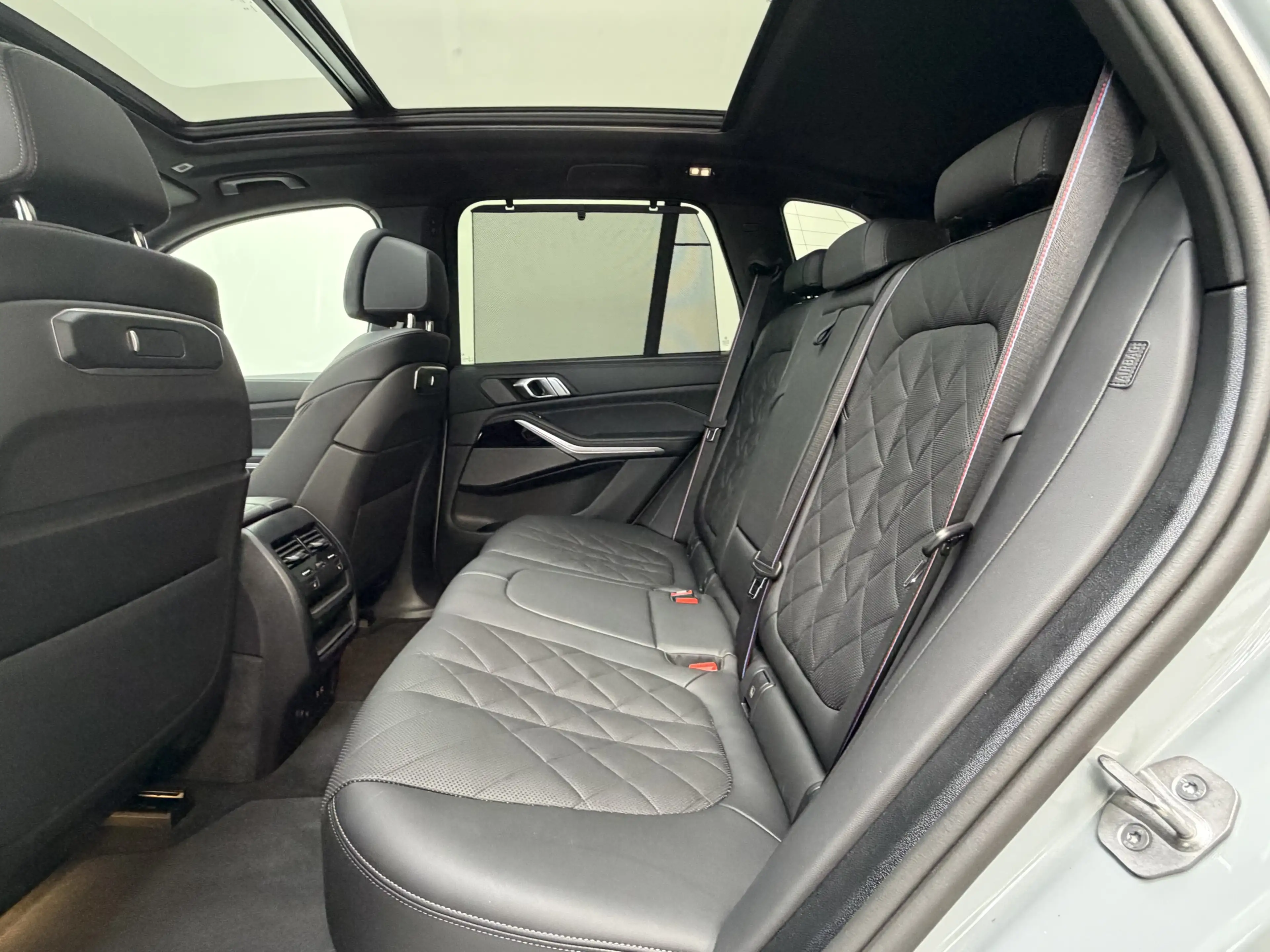 BMW X5 xDr50e M Sport Pro 22Zoll Pano Sitzlüft. AHK — photo 20