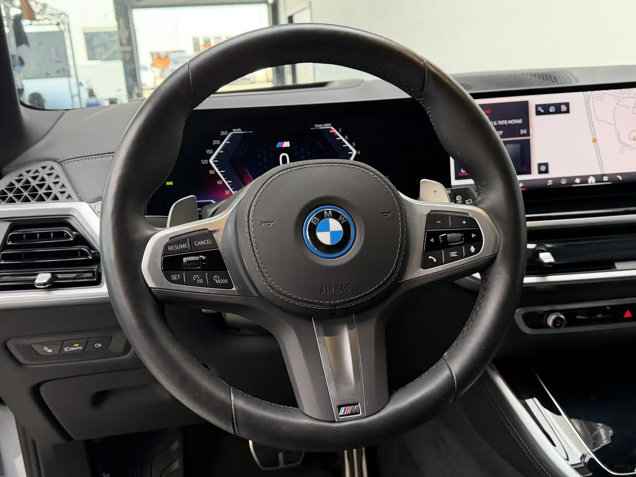BMW X5 xDr50e M Sport Pro 22Zoll Pano Sitzlüft. AHK, миниатюра 9