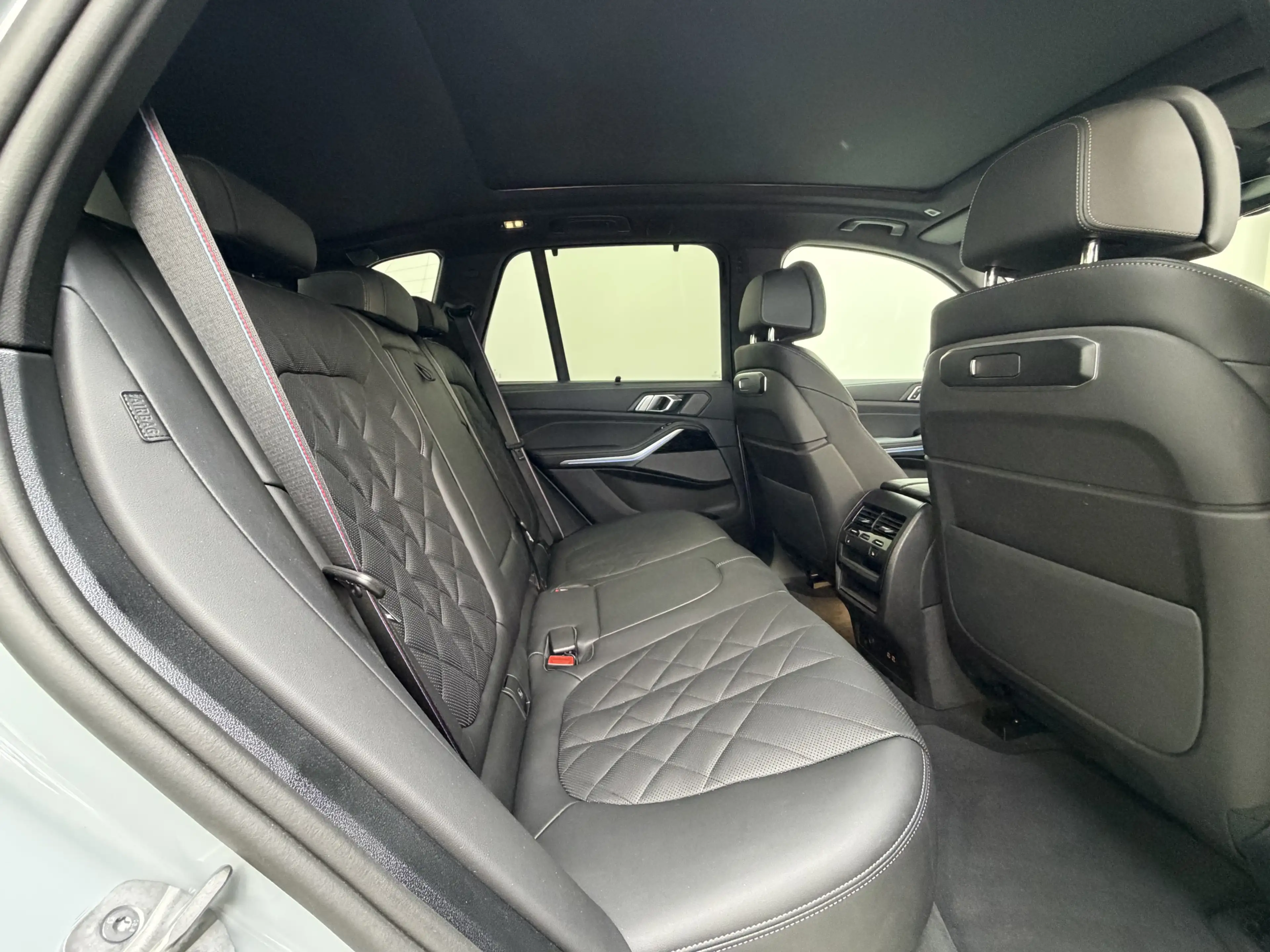 BMW X5 xDr50e M Sport Pro 22Zoll Pano Sitzlüft. AHK — photo 31