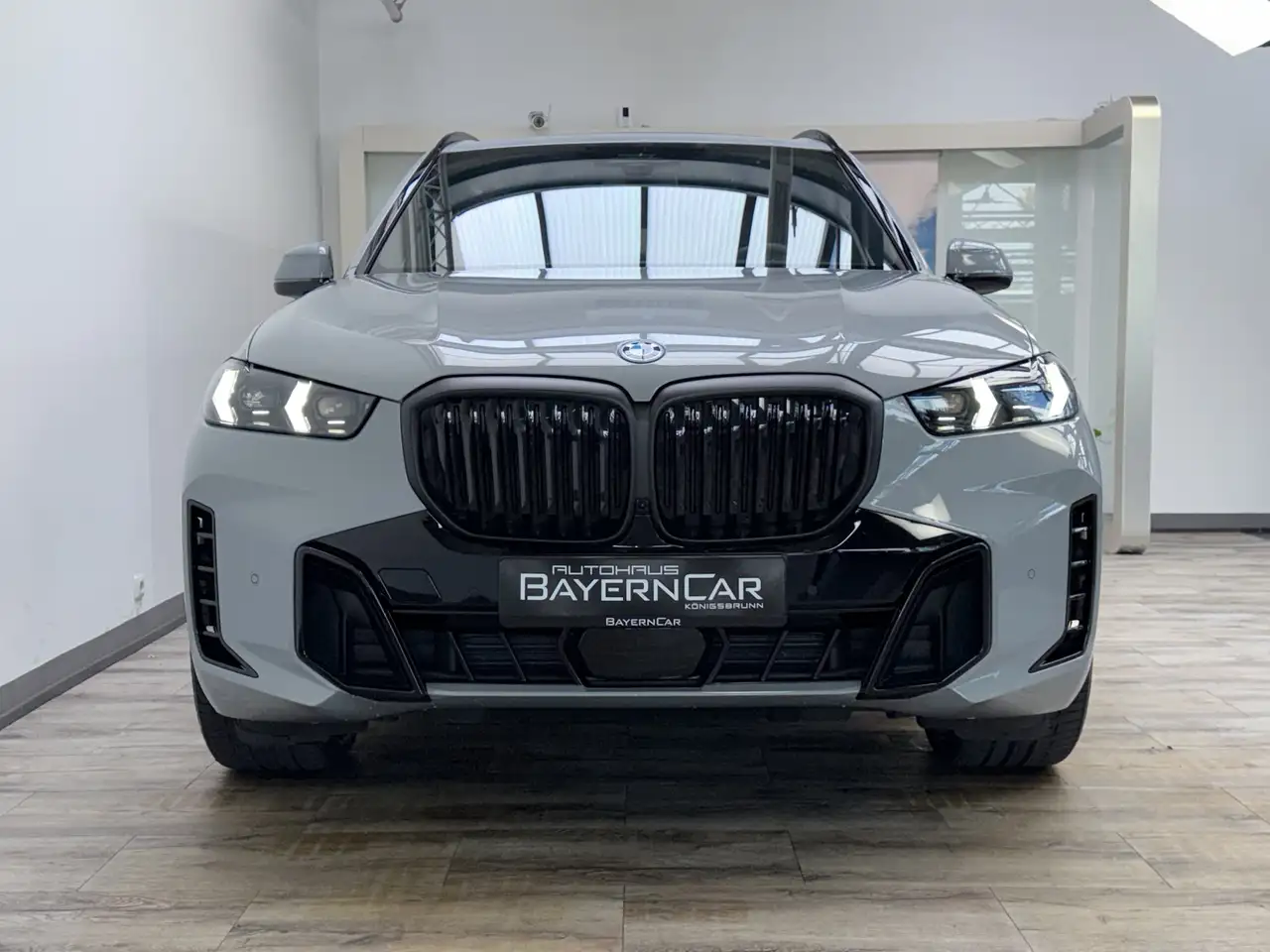 BMW X5 xDr50e M Sport Pro 22Zoll Pano Sitzlüft. AHK, миниатюра 2