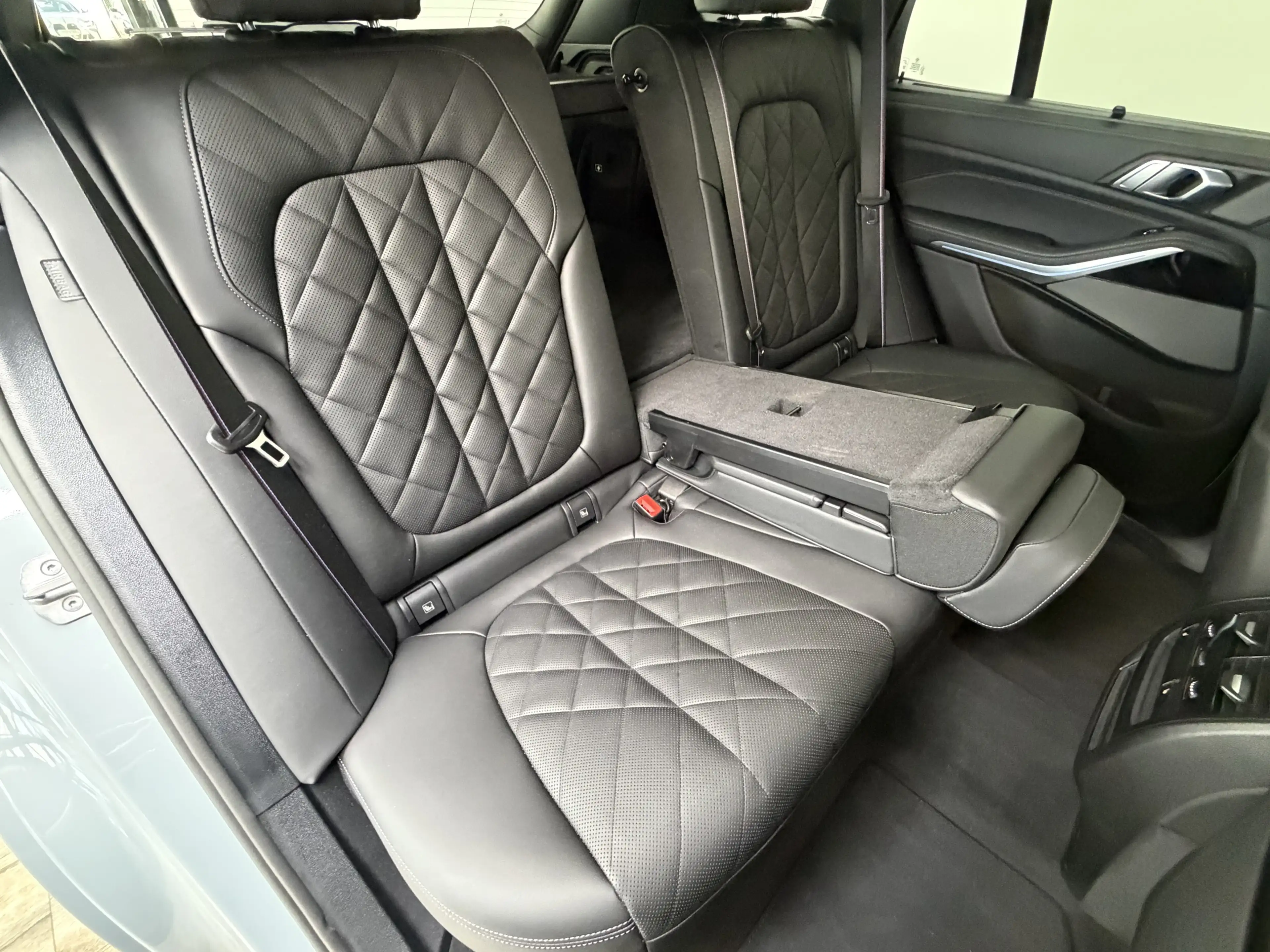 BMW X5 xDr50e M Sport Pro 22Zoll Pano Sitzlüft. AHK — photo 27