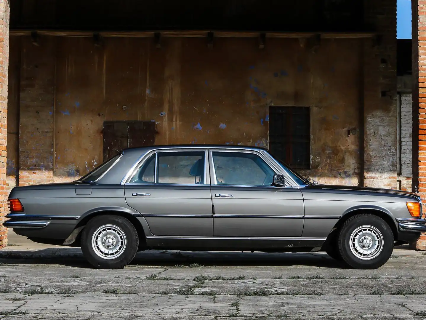 Mercedes-Benz 280 280 S - W 116 - Manuale - Iscritta ASI Gris - 2