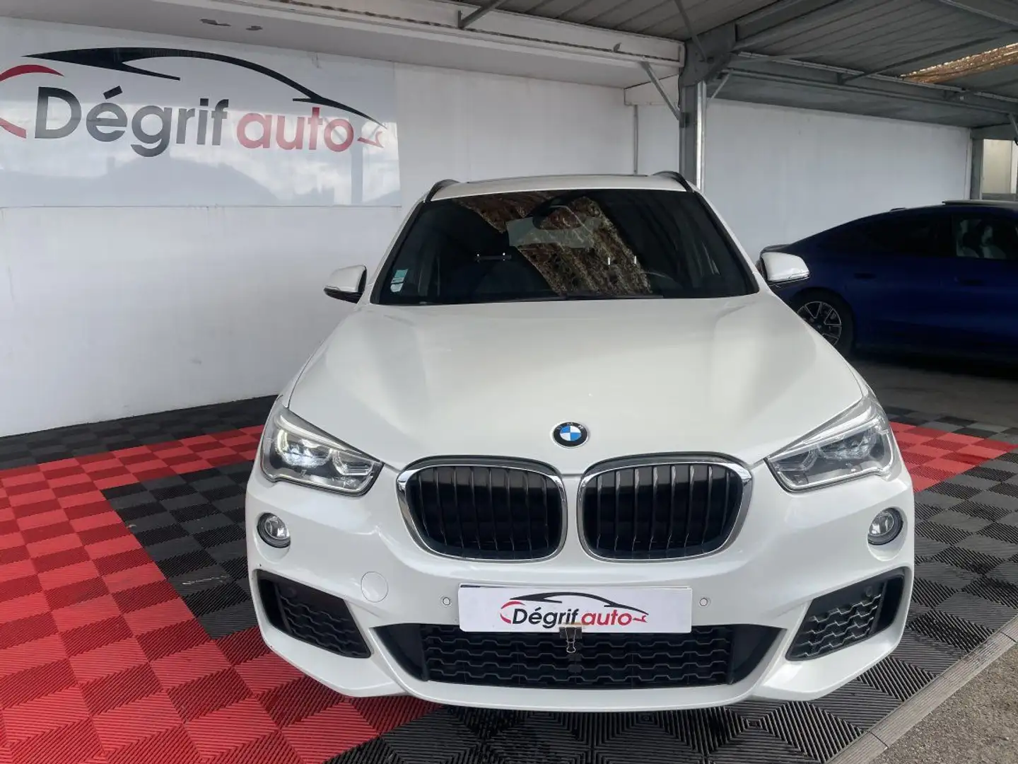 BMW X1 F48 sDrive 18i 136 ch M Sport Blanc - 2