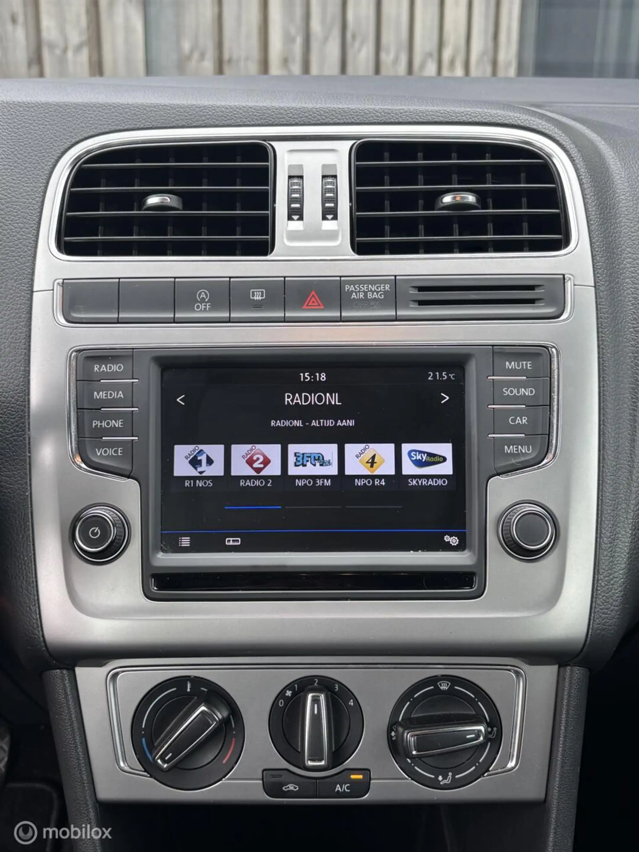 Volkswagen Polo 1.0 BlueMotion Edition/CRUISE/BLUETOOTH/NAP/ — photo 13