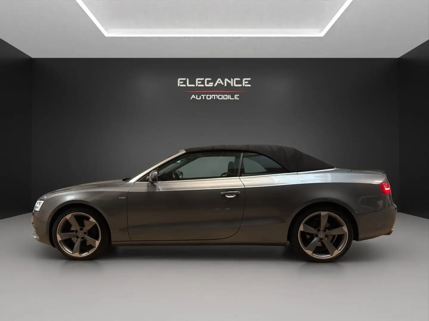 Audi A5 Cabriolet 3.0 TDI quattro S-Line*Navi*Xenon Gris - 2
