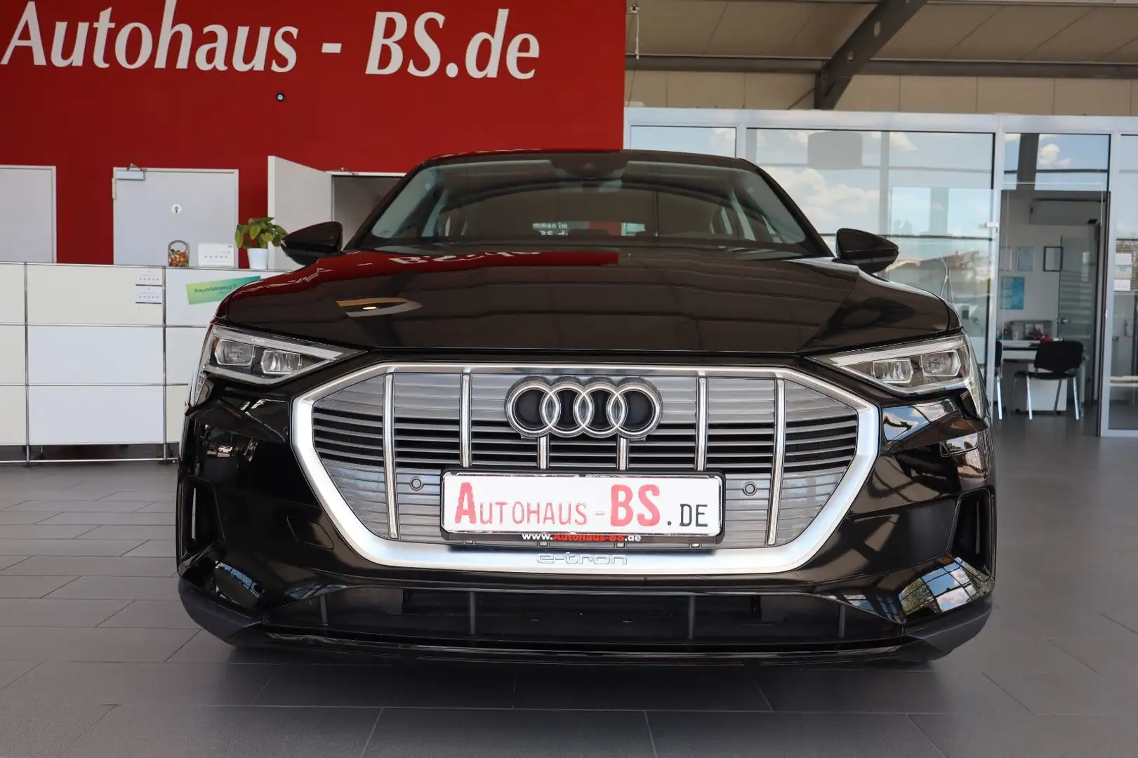 Audi e-tron Sportback 50 quattro,KameraNavLED,AHK,1Hd Schwarz - 2