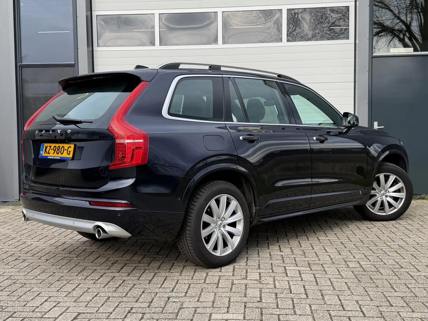 Volvo XC90 2.0 D4 Aut 1st eigenaar 7 persoo Blau - 2