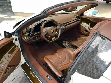 Annonce voiture d'occasion Ferrari 458 - CARADIZE