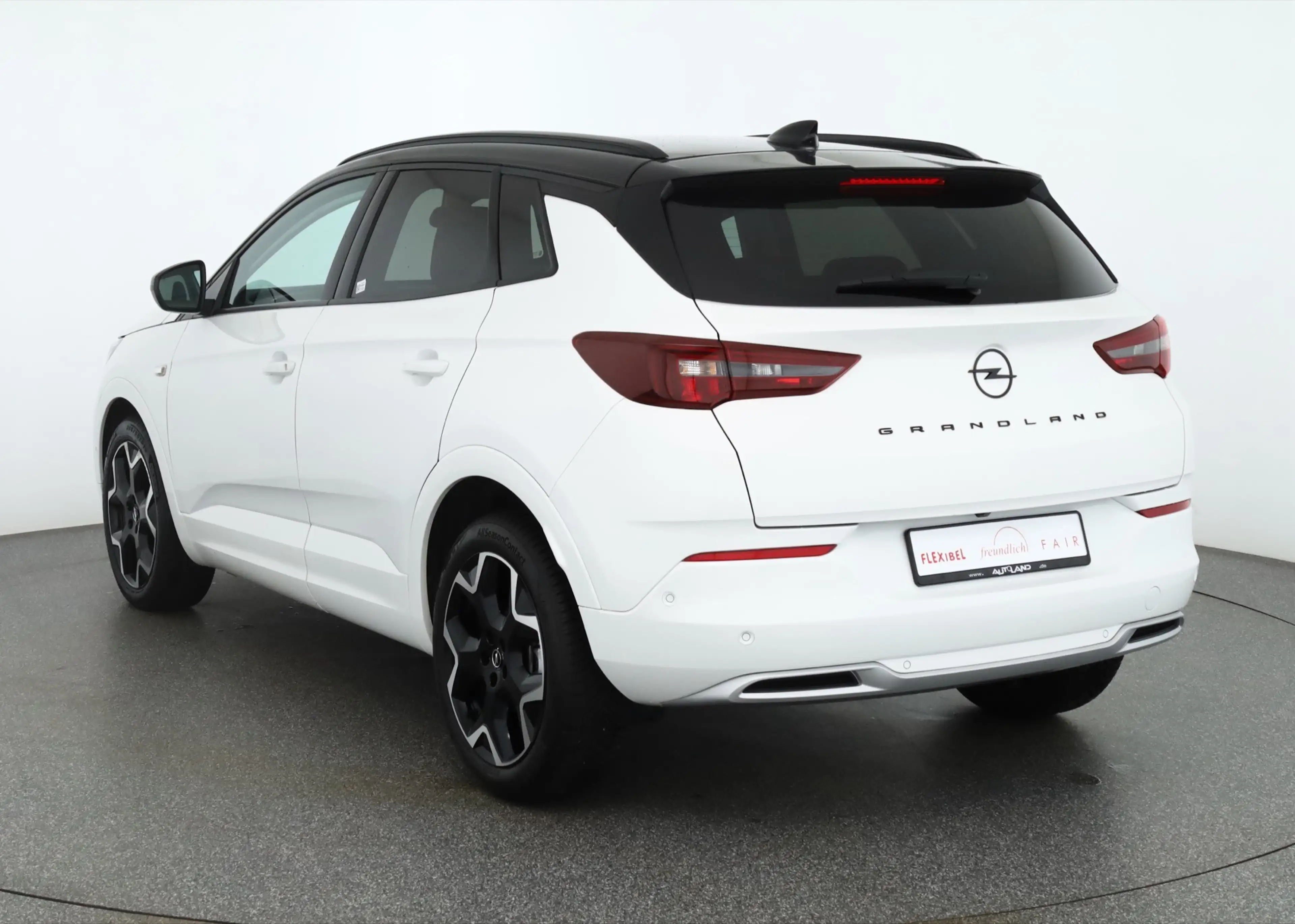 Opel Grandland (X) 1.2 Turbo Ultimate LED Navi ACC — photo 3