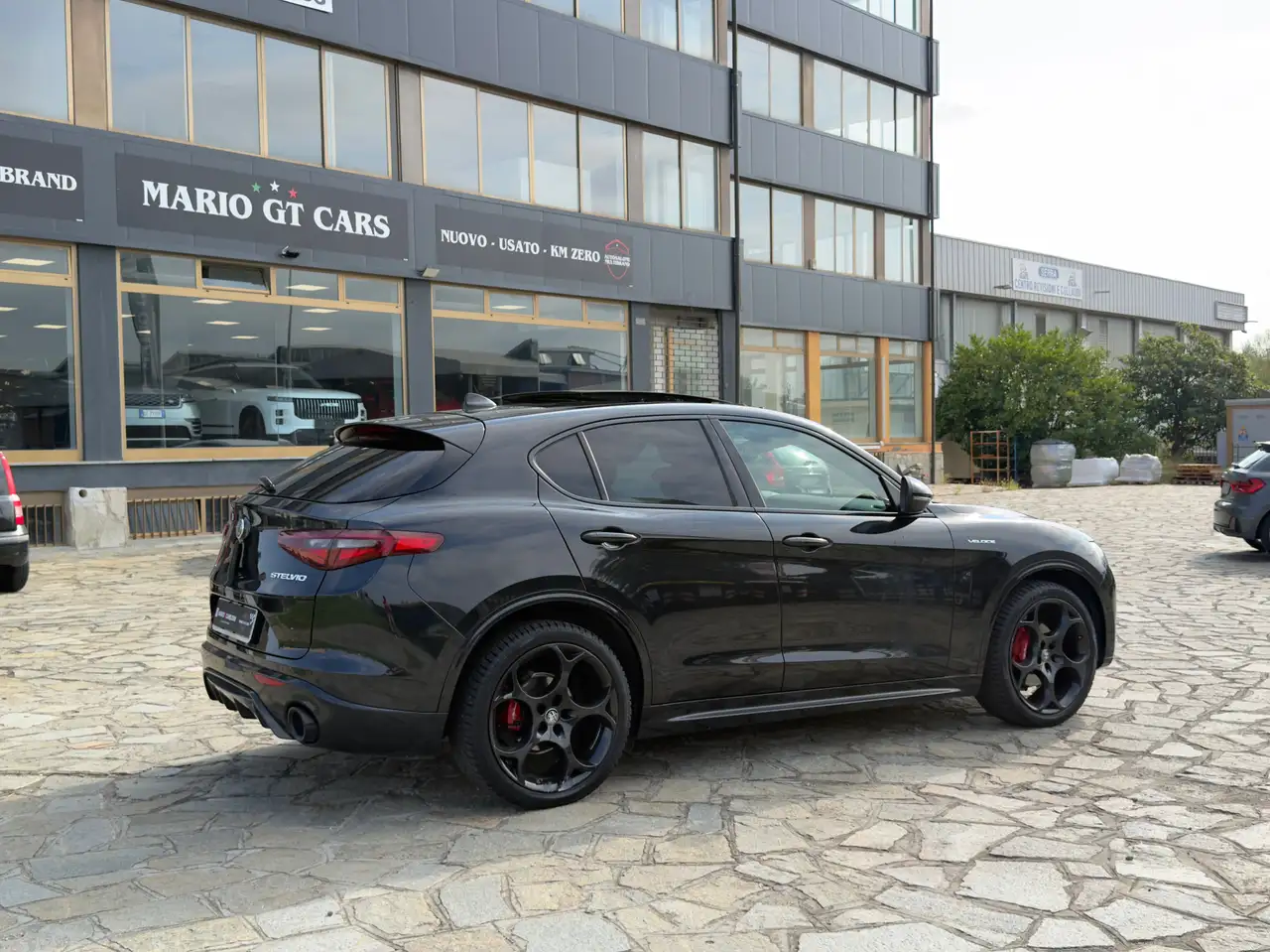 Alfa Romeo Stelvio 2022 — фото 6