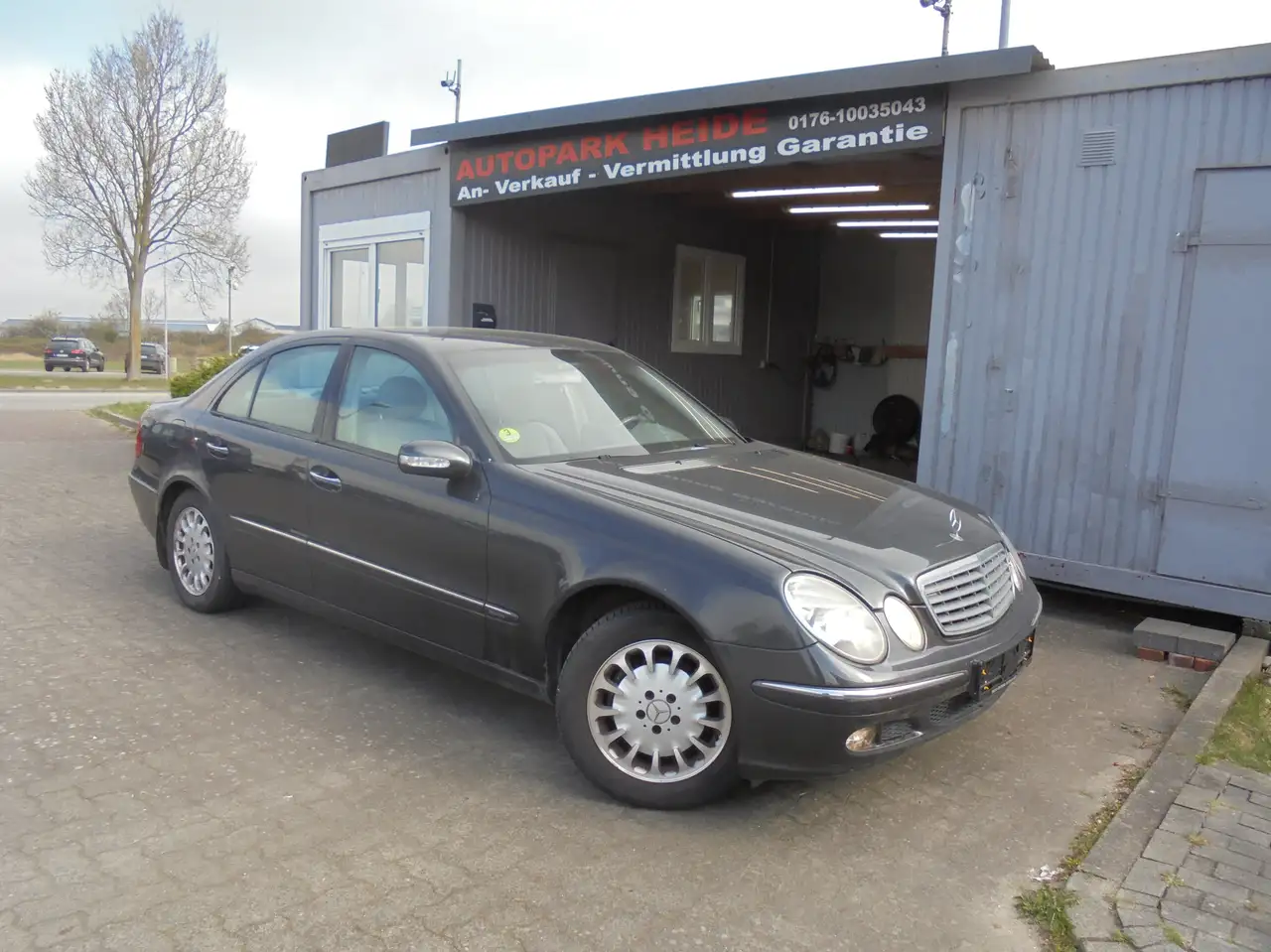 Mercedes-Benz E 220