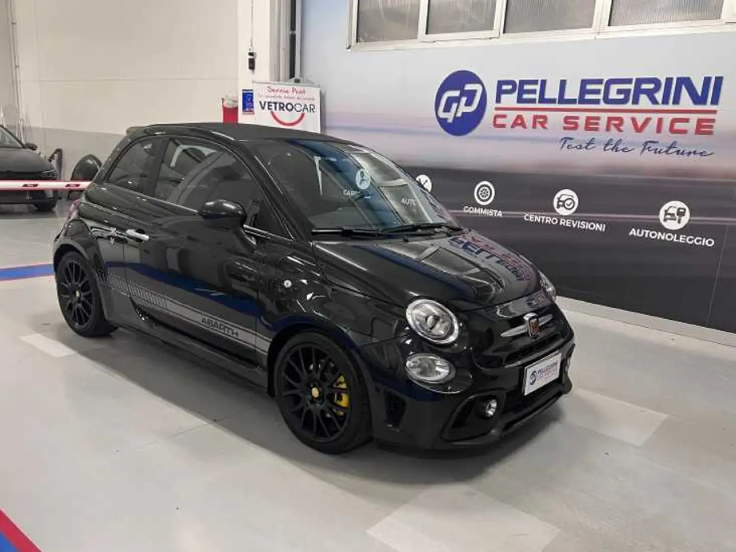 Abarth 595 1.4 t-jet Pista 160cv Cabrio Nero - 1