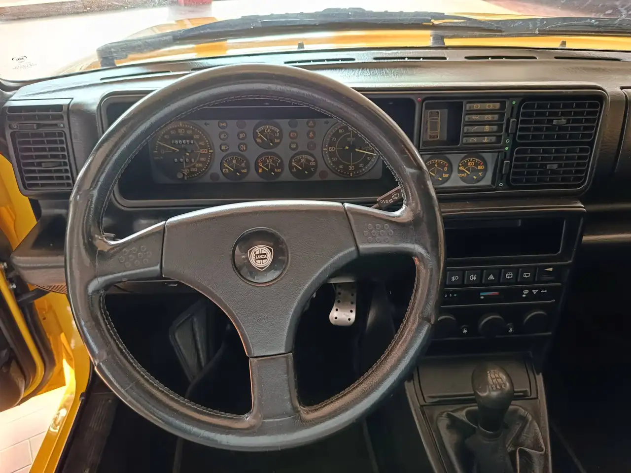 Lancia Delta 2.0 16v HF Integrale Evoluzione, foto 9