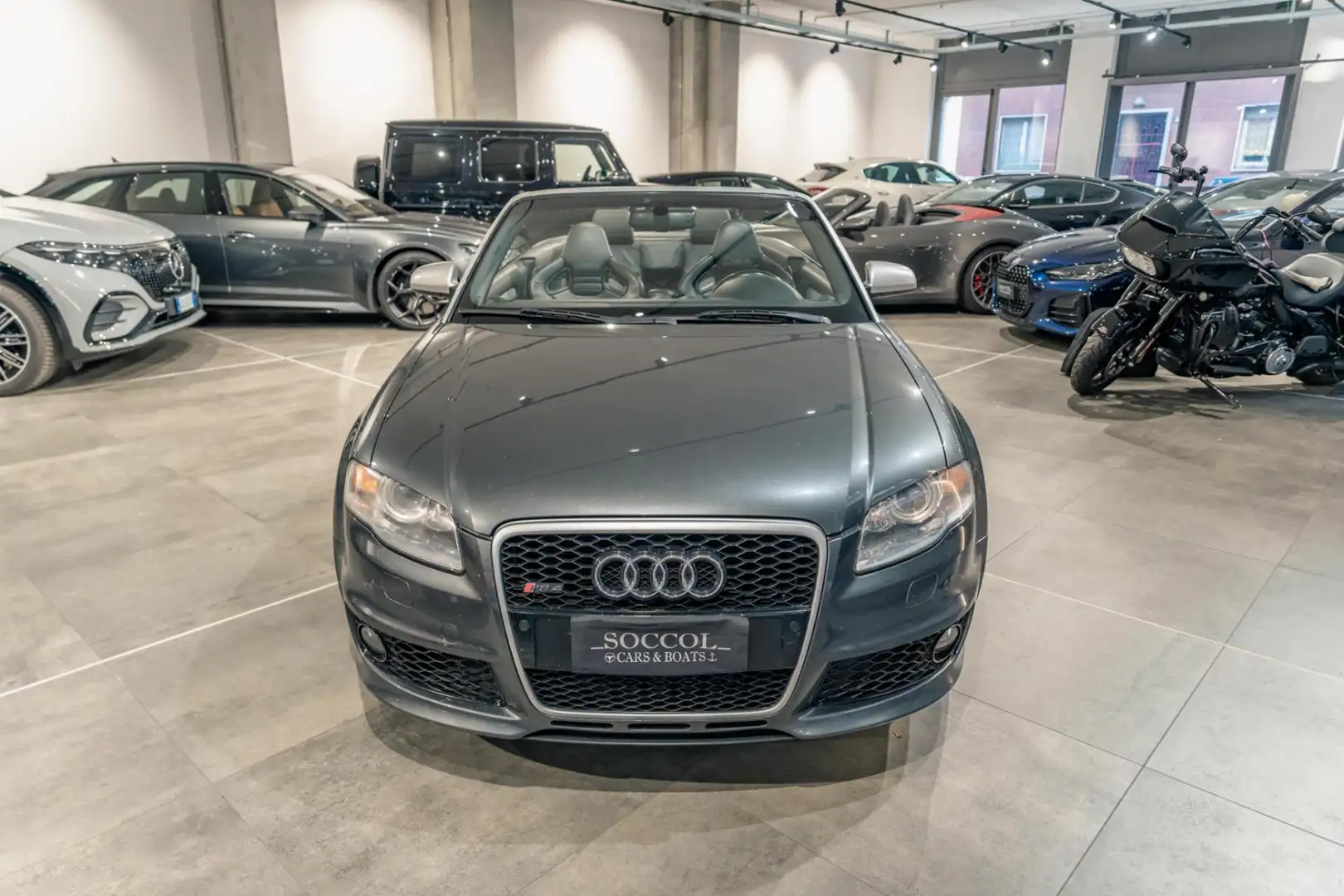 Audi RS 4 Cabriolet 4.2 V8 quattro*SEDILI A GUSCIO* Gri - 2