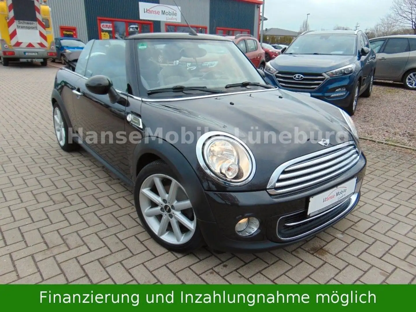MINI Cooper Cabrio Highgate Bruin - 1