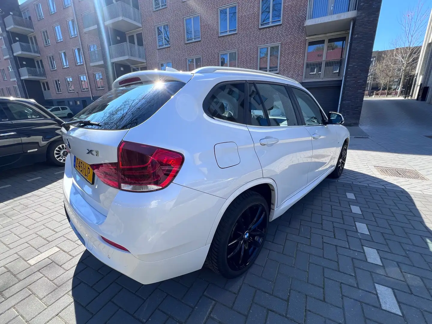 BMW X1 sDrive 2.0i | High Executive |  Origineel M pakket Blanc - 2