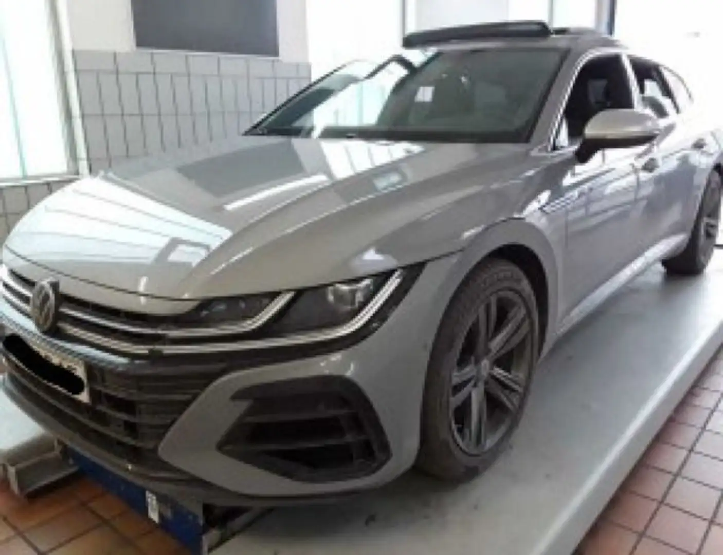 Volkswagen Arteon 2.0 TSI R 4Motion Navi*AHK Grau - 2
